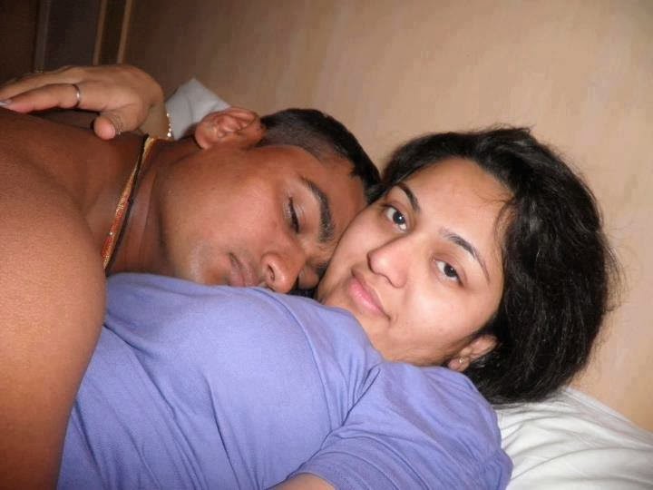 Beautiful malayalee house wife romance with her husb